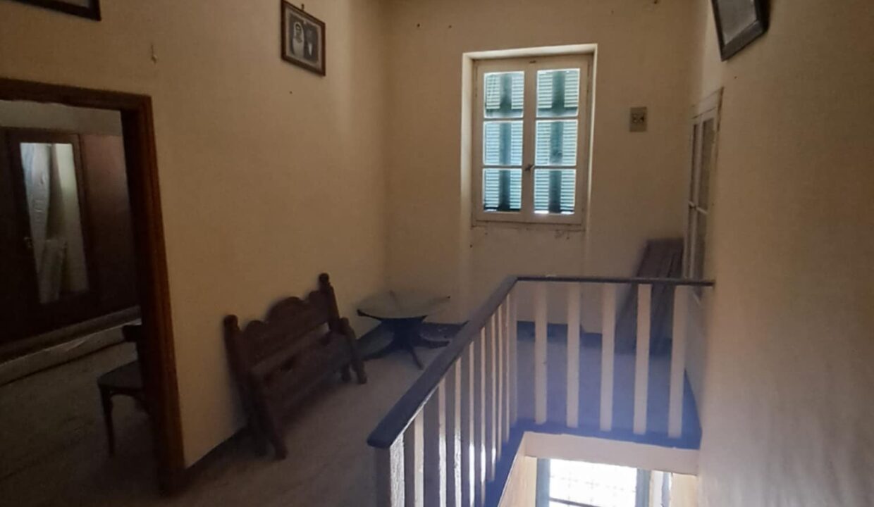 5f925d30-3cad-4e00-b6a9-41a374b9f764