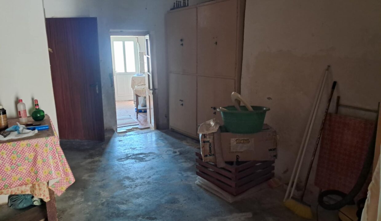 e66de755-969f-4d31-a49a-3cf366173d2b