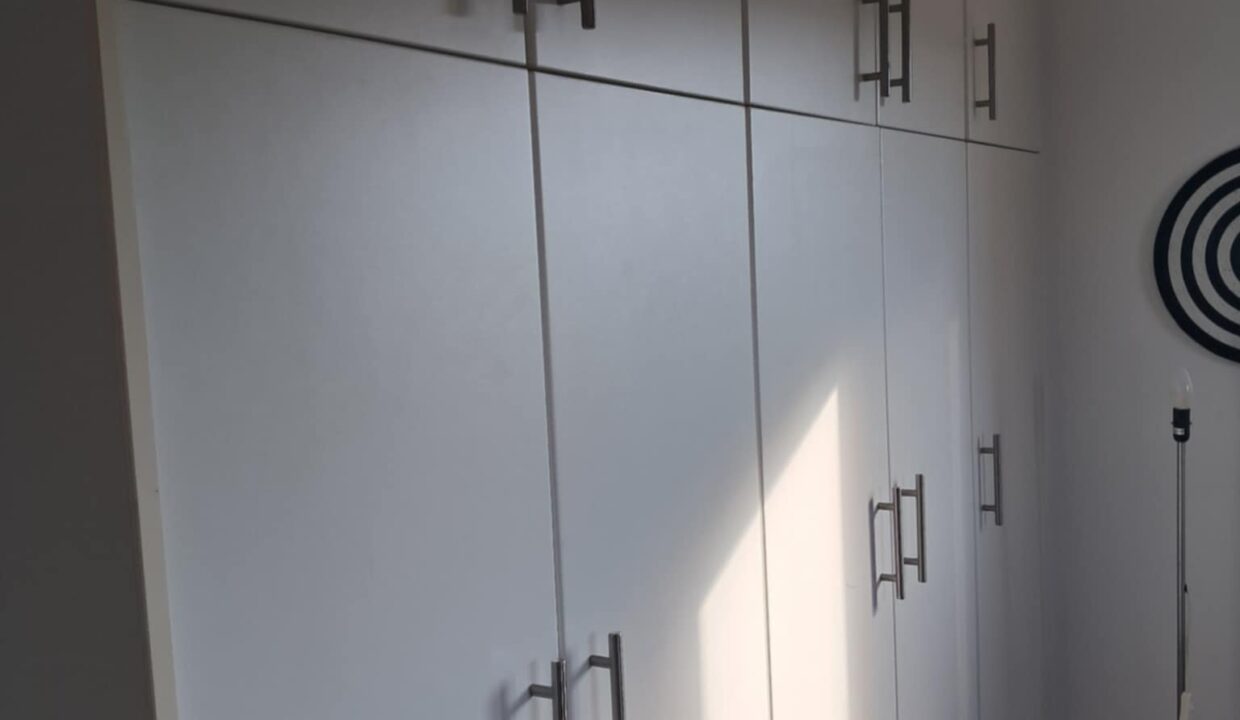 0e5087ad-b05a-49d5-8ffc-08038adcb8f0