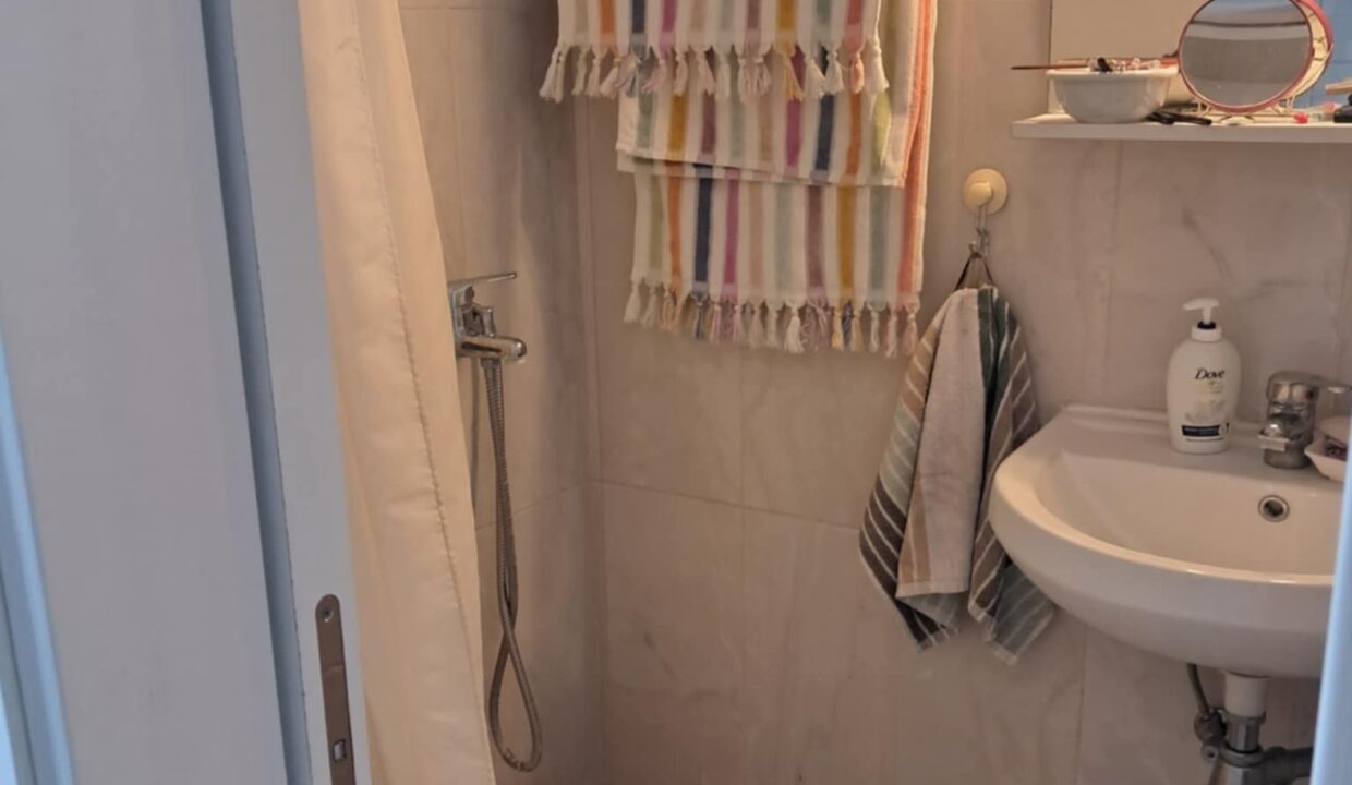 13603ff8-e672-4924-a3b0-fb176677eaa2