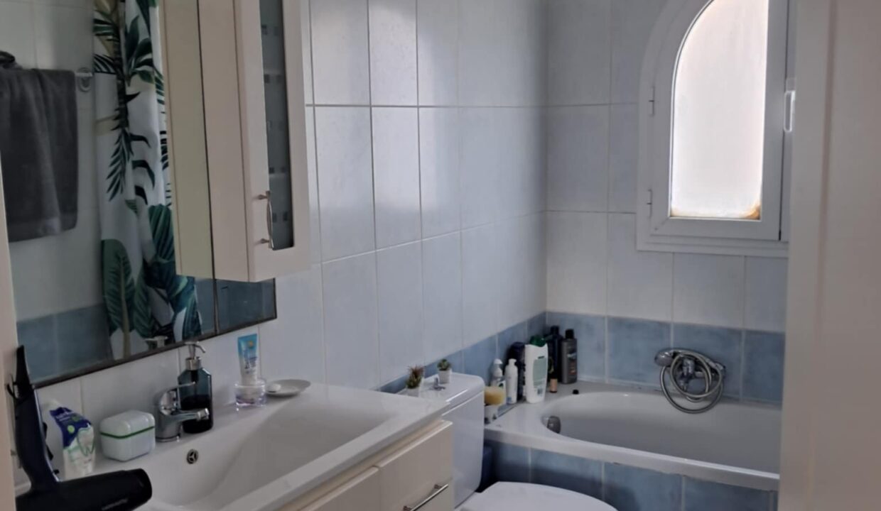 1df27d14-2b7e-4473-b0c1-8c2432065de1