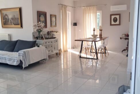 2bcceb69-514f-4ac4-bcd2-88bc32d35584