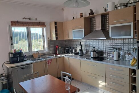 dfaabe52-7239-4b53-8ef7-275037999940