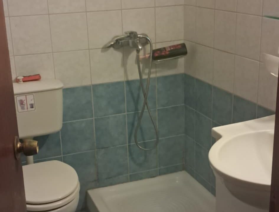 32f605bf-2276-4894-95de-99e498d1219c